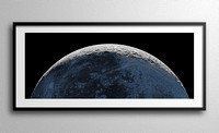 Half a Moon, with a 3D-twist. A framed sample image.